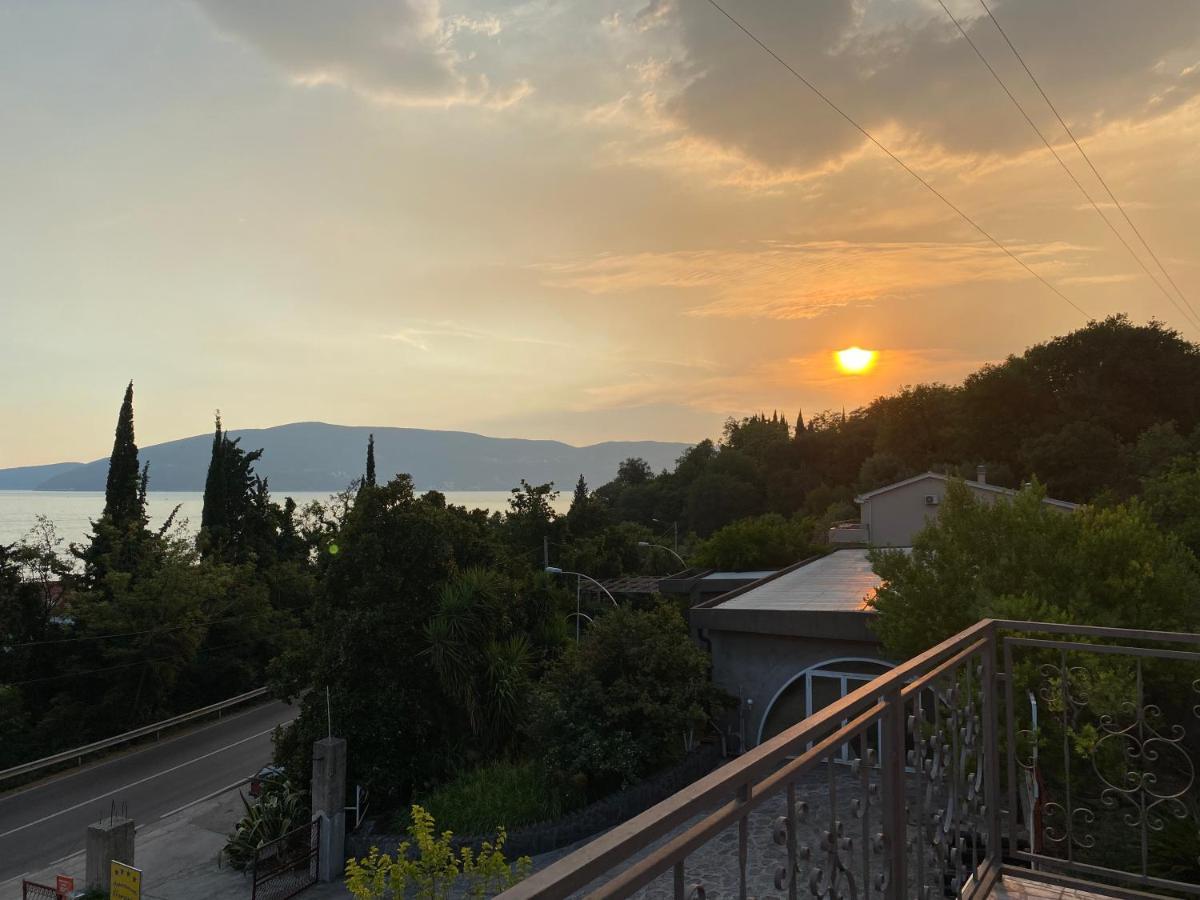 Vila Corovic Kumbor Esterno foto